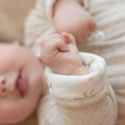 Jas - Zand - Newborn Naturals - Baby Bunny